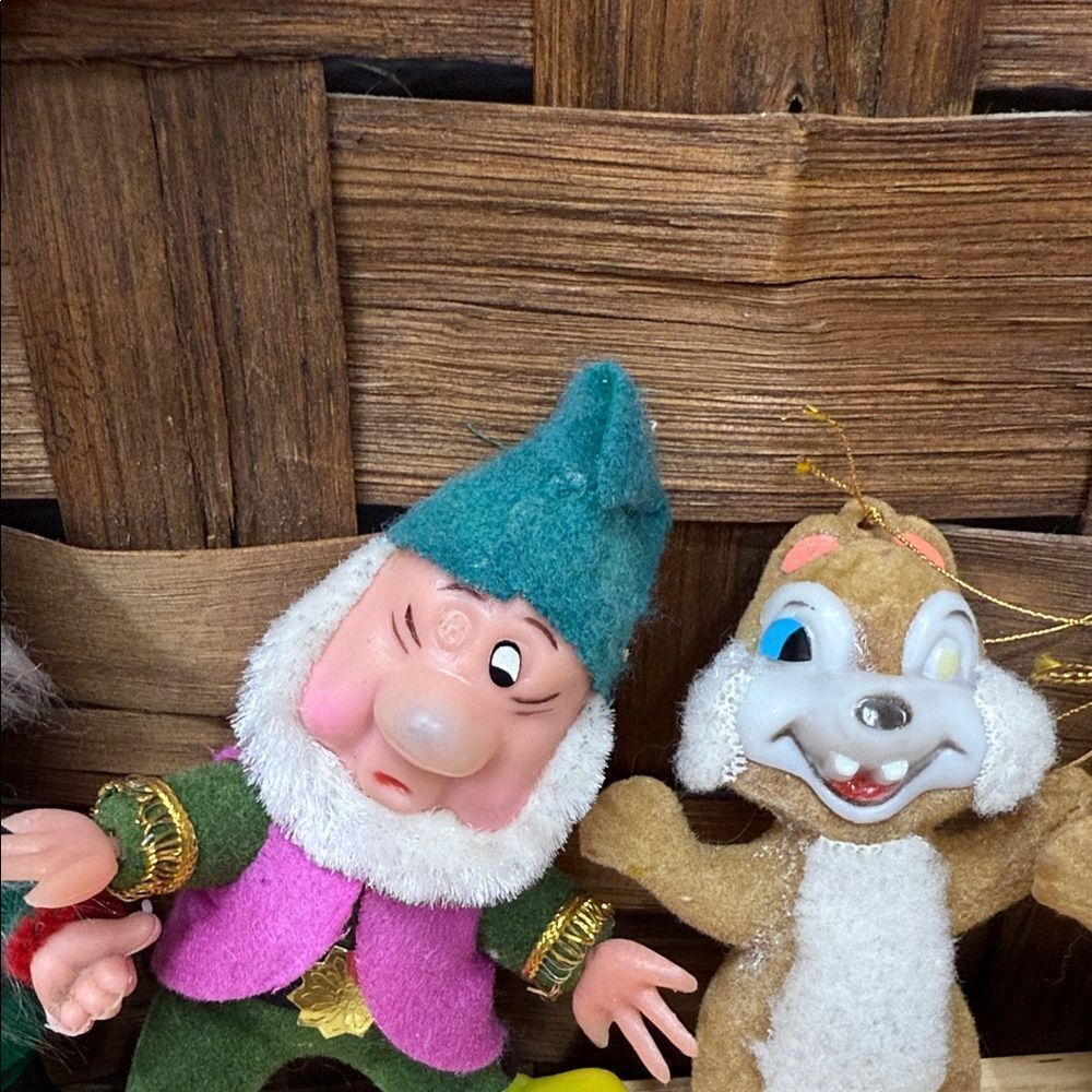 Vintage Set of 6 Vintage Disney Cartoon Character Ornaments - Picture 4 of 6